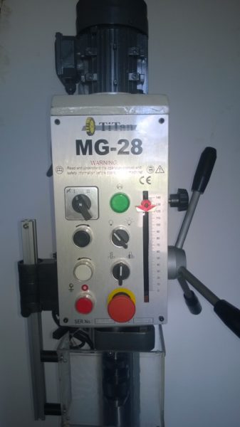 TITAN MG-28 HAMMASPYÖRÄVÄLITTEINEN PYLVÄSPORAKONE - Image 2
