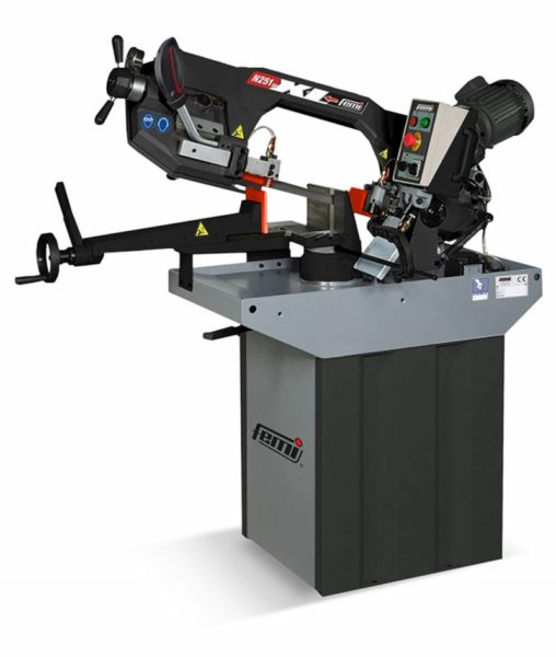 FEMI N251 DA XL METALLIVANNESAHA JALUSTALLA